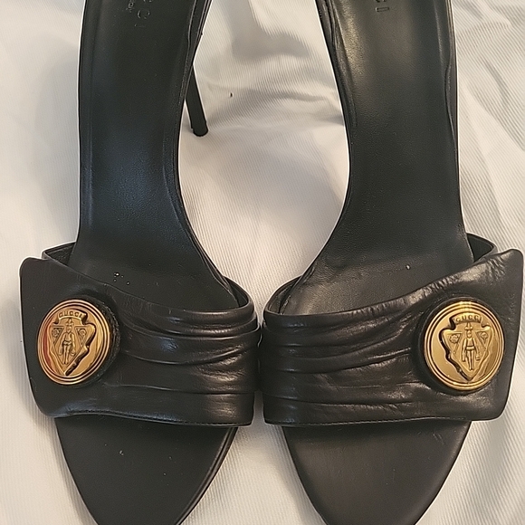 Gucci Black Leather Slide Sandals with Gold Medallion - Picture 2 of 11